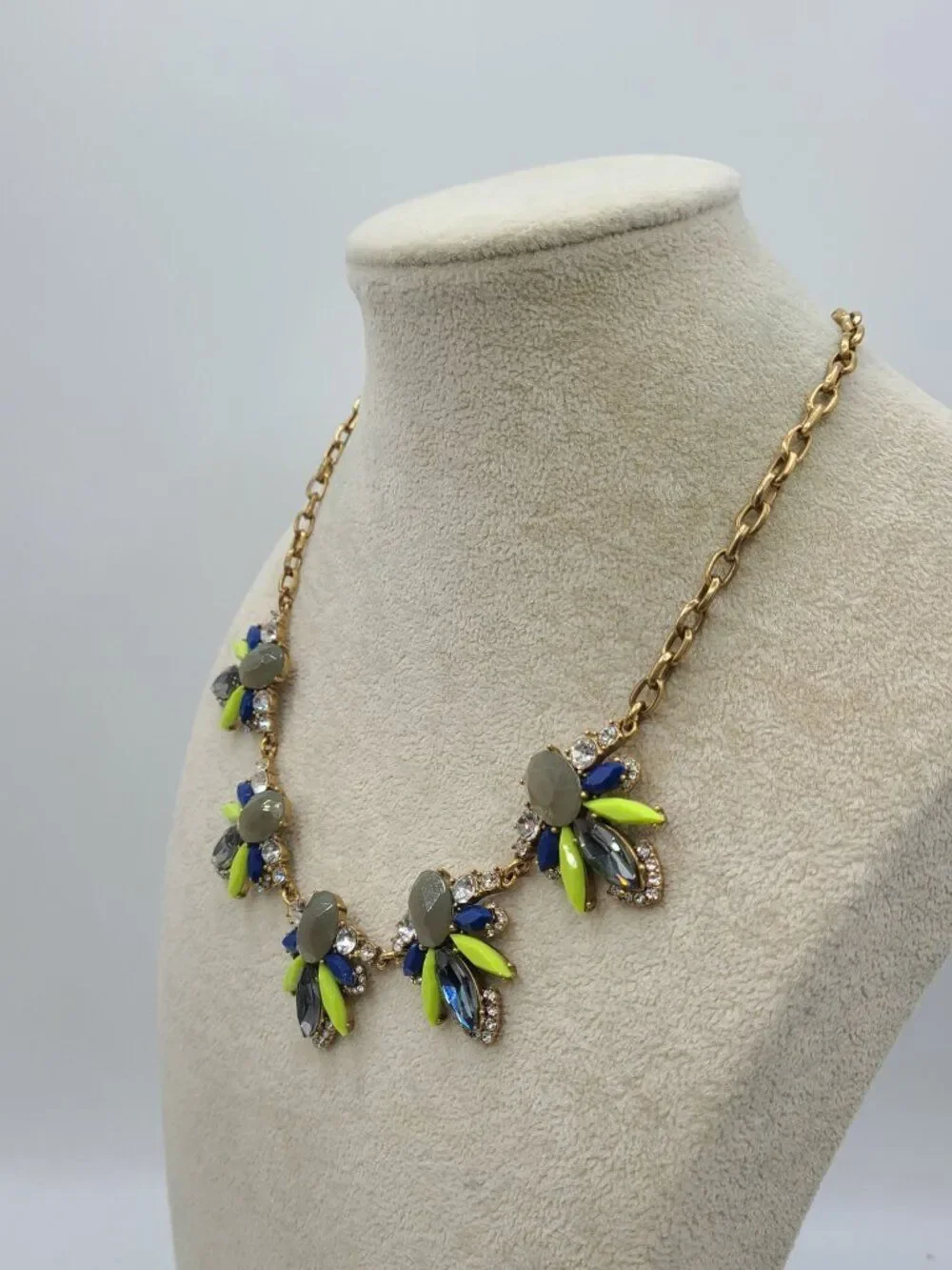 J Crew Green Gray Blue Crystal Gold Tone Necklace